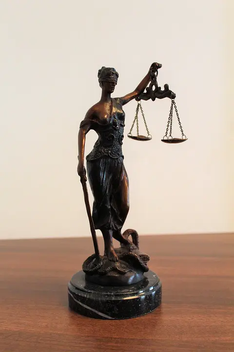 How to Choose a Good Law Firm How to Choose a Good Law Firm