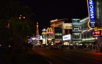 Is it Safe to Travel Vegas by Foot After Dark?